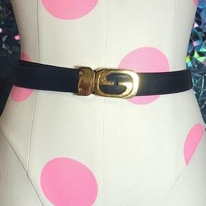 Gucci Vintage 1970s Navy Blue Leather Gold GG Buckle 1" Belt